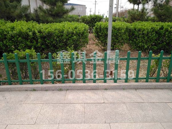 草坪護欄